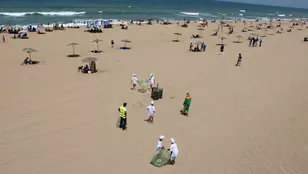 Challenge "Chasse au Plastique" à la plage de Skhirat et des Nations